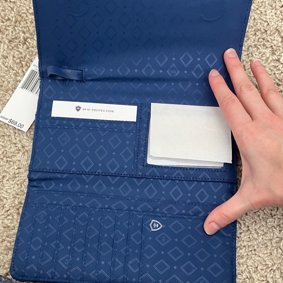 Vera Bradley Tropical Tapestry RFID Wallet Crossbody - Picture 3 of 6